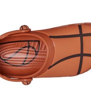 Basketball-Themed Kids Slippers - Orange
